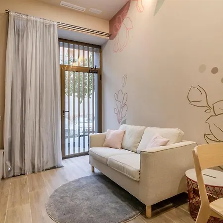 Appartamento Art Lofts Gardens Valenza